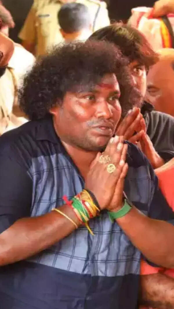Yogi Babu Stills
