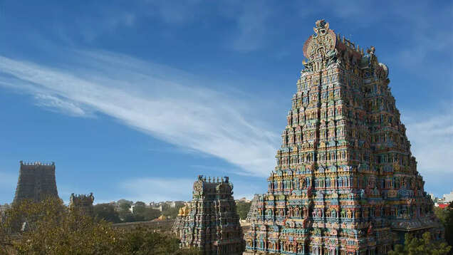 Meenakshi Amman Temple: The jewel of Tamil Nadu