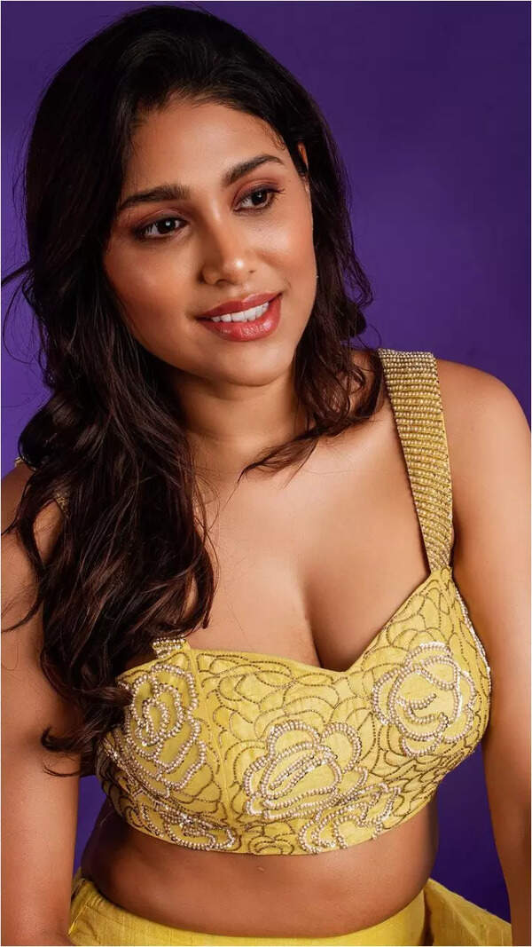 Manisha Yadav Photos
