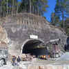 November 14: Steel pipes were deployed for horizontal digging