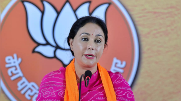 Royal Diya Kumari may surpass Raje's chances in Rajasthan