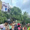 Cyclone Michaung Live: Women and children from Sai Nagar in Thoraipakkam being evacuated by Greater Chennai police
