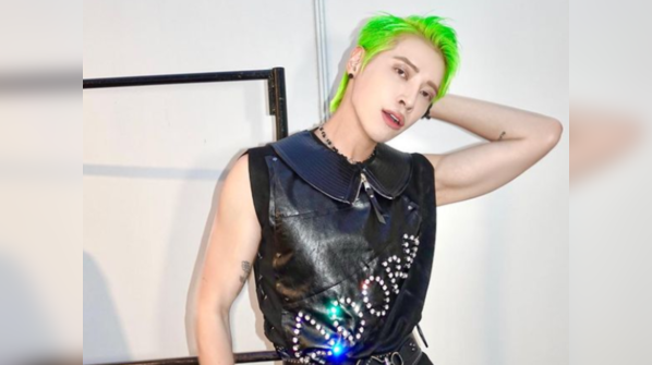 Who is Aoora?