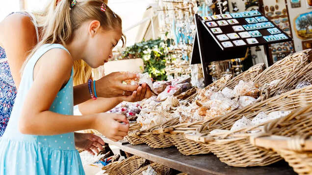 Here are some fast and effective ways to save money on your vacation