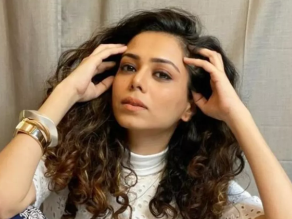 Vaishnavi Dhanraj Images