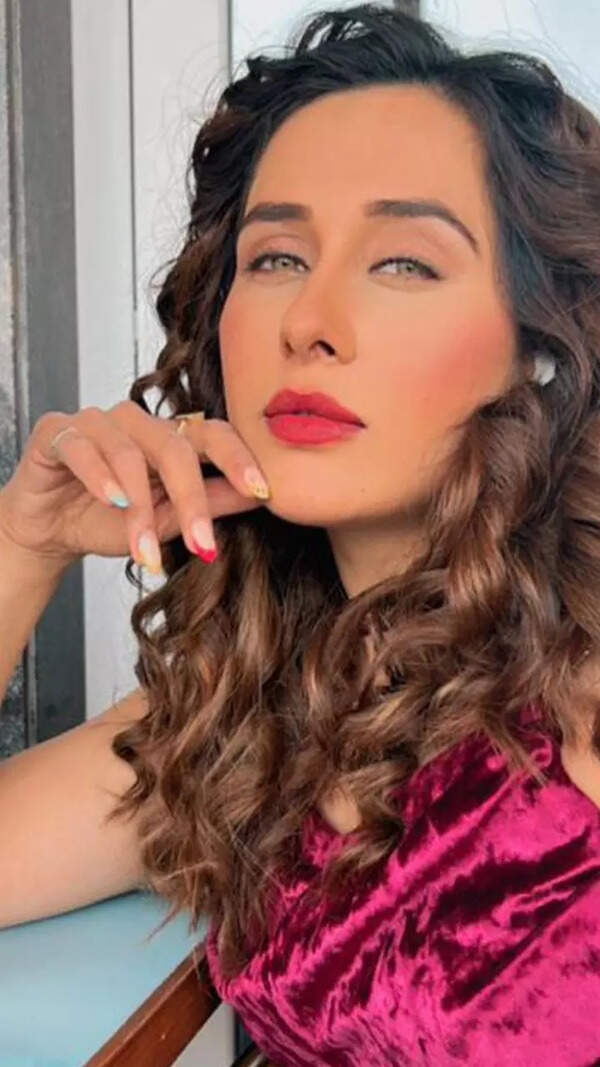 Tejaswini Lonari