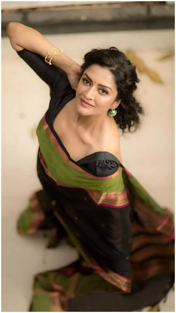 Vimala Raman Images