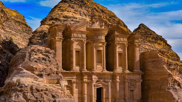 Discover the timeless beauty and splendour of Petra in Jordan