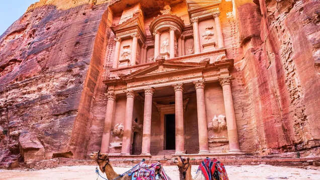 Discover the timeless beauty and splendour of Petra in Jordan