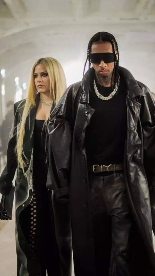Avril Lavigne Pictures