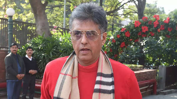 Manish Tiwary Photos