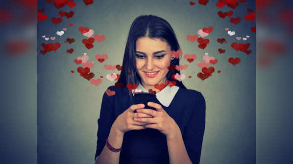 Types of bad texters in a relationship: Are you among them?