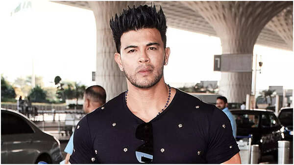 Sahil Khan Photos