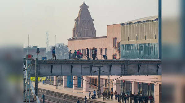 Ayodhya railway station features