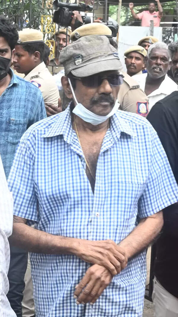 Goundamani Wallpapers