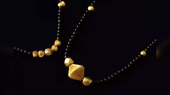 Statement mangalsutra trending this wedding season