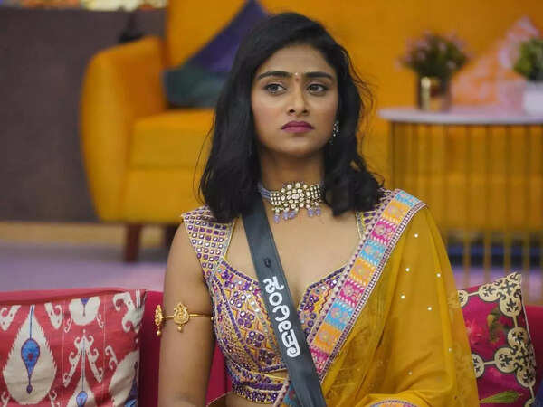 Sangeetha Sringeri Wallpapers