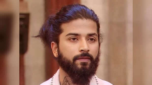 This is not just about Bigg Boss, Munawar has played this girl romance card in his previous show also