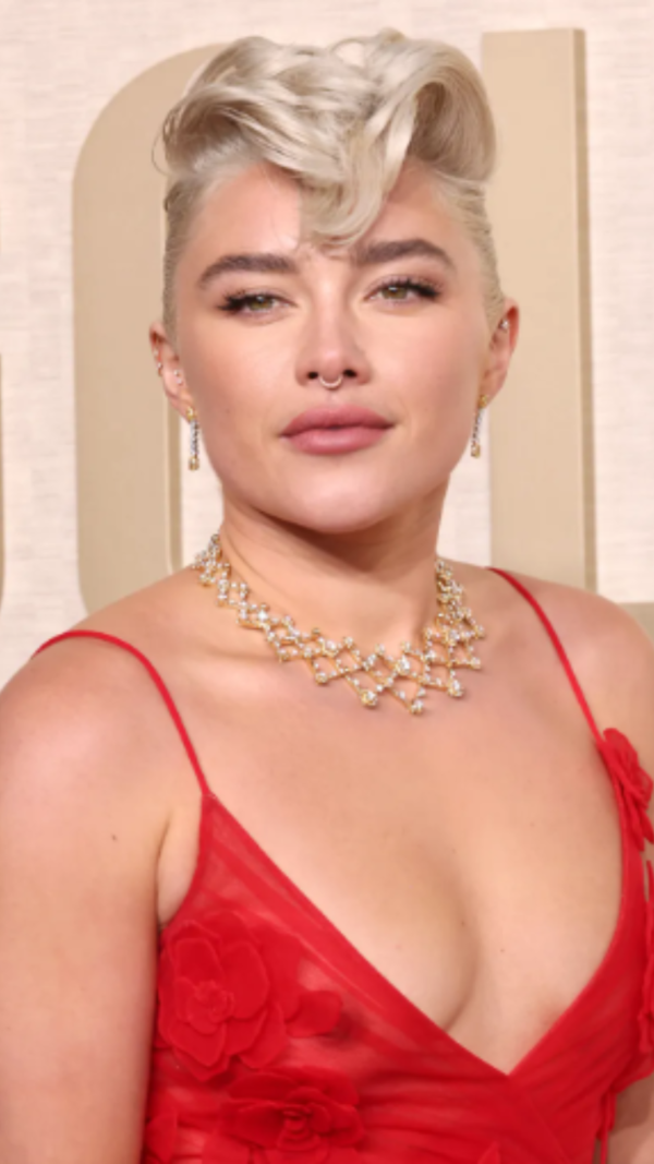 Florence Pugh Stills