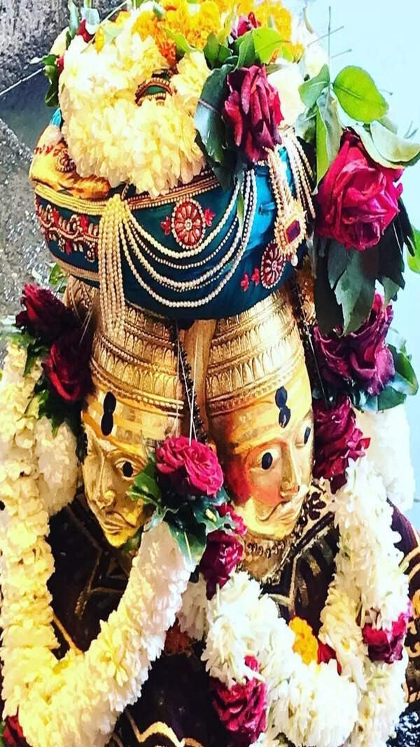Linga Photos