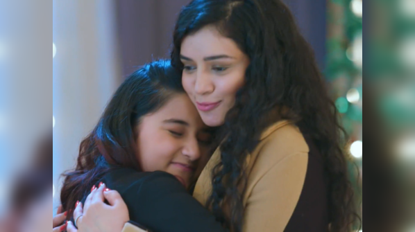 Shruti and Aadhya are garnering love for their entry