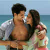'<i class="tbold">baar baar dekho</i>'