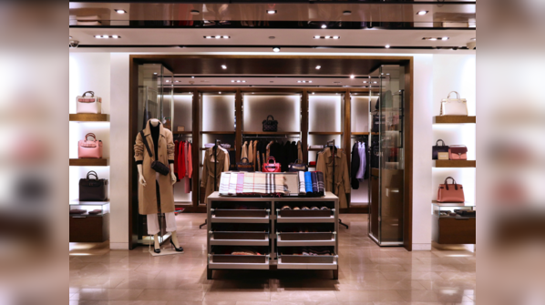 Popular fashion brands