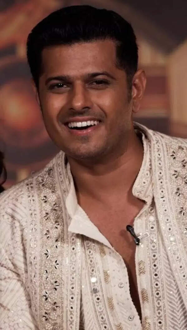 Neil Bhatt Pictures