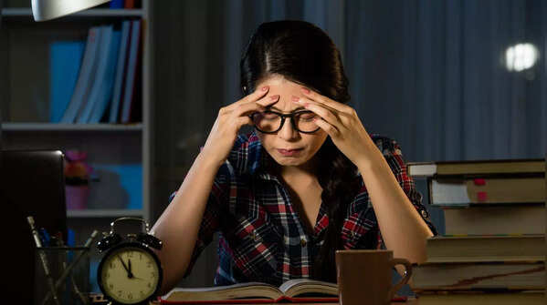 UGC NET December Session: 7 funny, yet thought provoking memes about delayed result