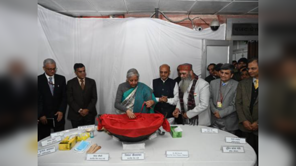 Halwa ceremony performed to 'lock in' budget preparation process