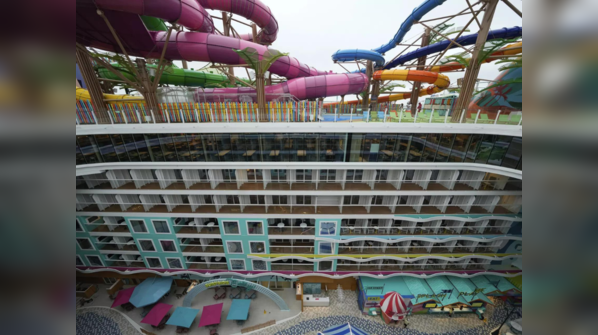 Floating paradise