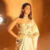 Alia Bhatt steals the limelight in a breathtakingly beautiful saree gown |  Times of India