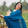 Article image for: <i class="tbold">kudumbavilakku</i> actress