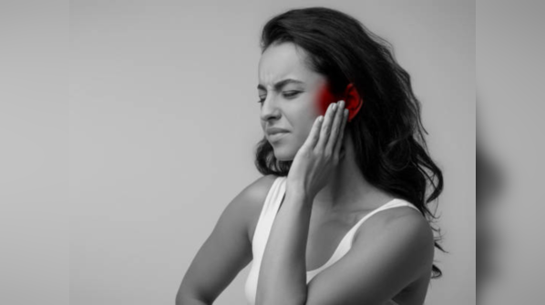 How is trigeminal <sup></sup>neuralgia treated?