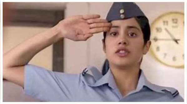 Gunjan Saxena: The Kargil Girl (2020) by Janhvi Kapoor: