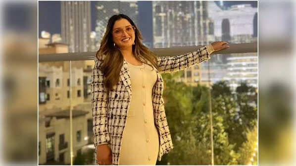Aamrapali Dubey's upcoming films you shouldn't miss