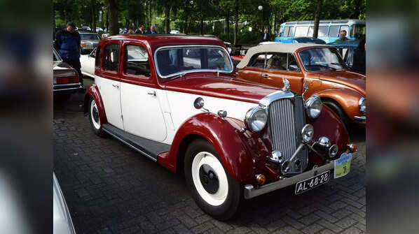 Rover P2 Sports Saloon