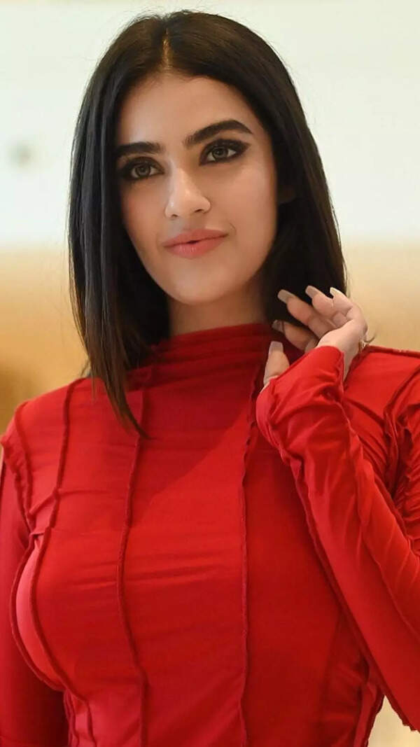 Kavya Thapar