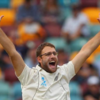 <i class="tbold">Daniel Vettori</i>