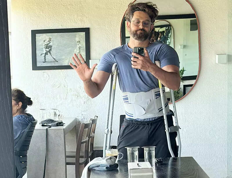 Hrithik Roshan pulls a muscle, pens note on 'true strength'