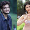 Munawar pulls Mannara's leg