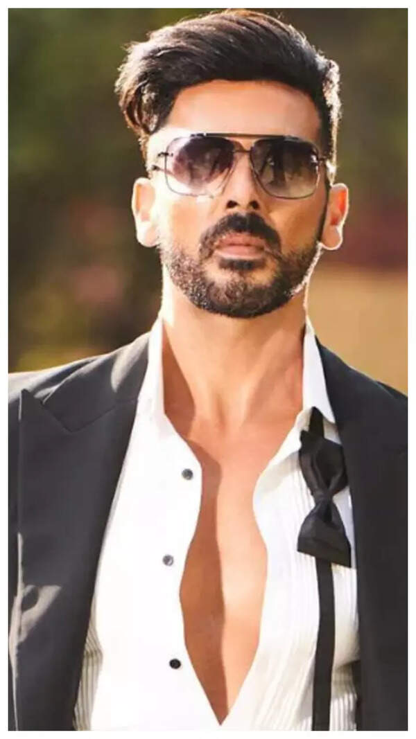 Zayed Khan Images
