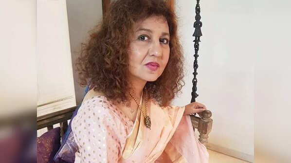 Host of "IPS diaries