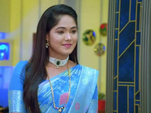 Mokshitha Pai Wallpapers