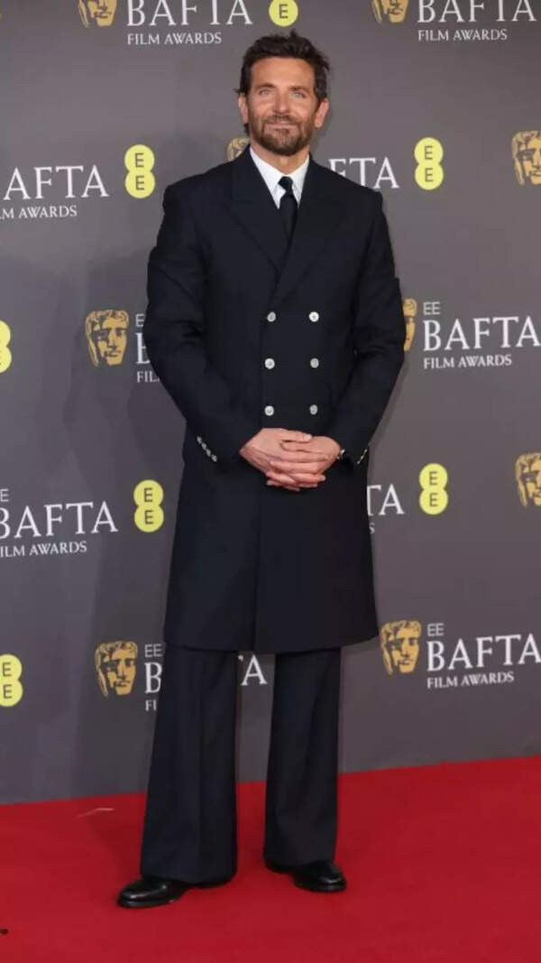 Bradley Cooper Photos