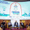 Discussing growth of sustainable startups 