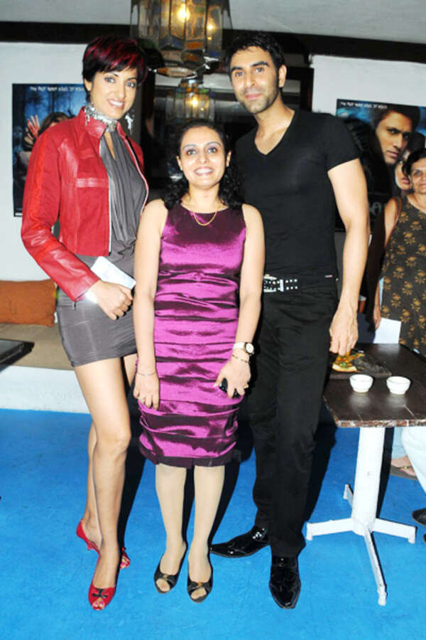 Puja Jatinder Bedi Photos
