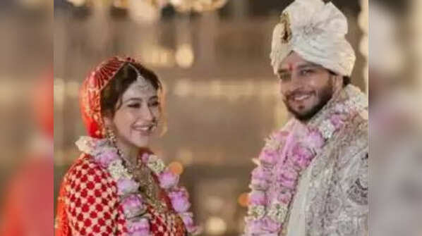 Devon Ke Dev Mahadev’s Sonarika Bhadoria gets married to Vikas Parashar