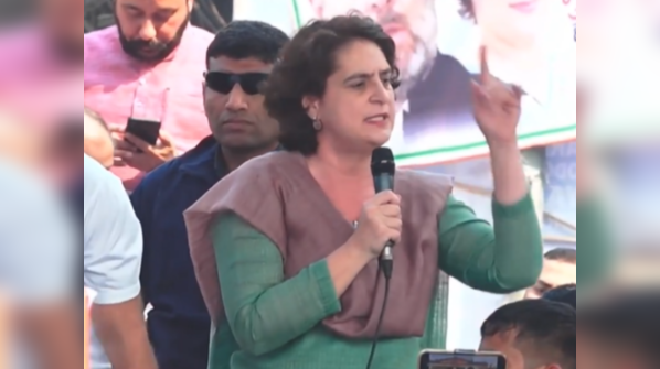 Priyanka Gandhi attack UP government
