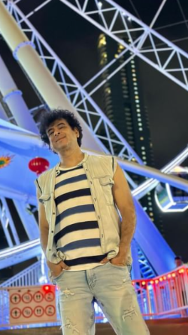 Palash Sen Pictures